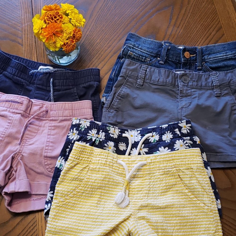 Lot of girls small (6-7) Old Navy shorts